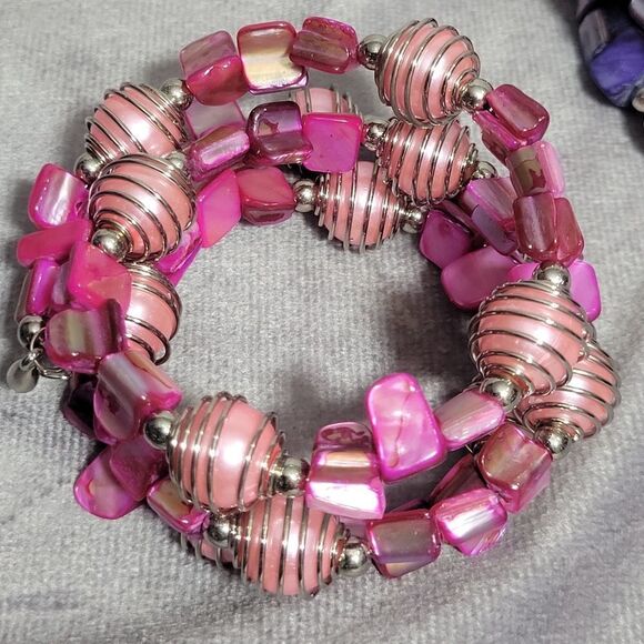 Set of 2 Wrap Bracelets - Picture 3 of 9